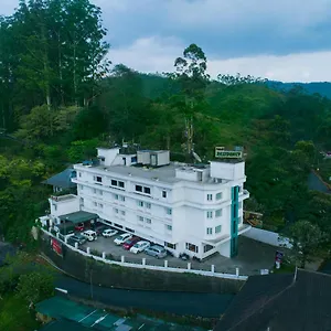https://issacs-residency.kerala-hotels.net
